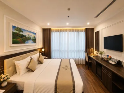 Phòng Executive giường đôi nhìn ra thành phố — Hillary Hanoi Hotel With Outdoor Swimming Pool
